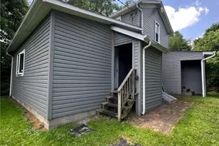 717 Clarion St, Bridgewater, PA 15009 - Photo 1