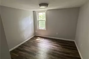 717 Clarion St, Bridgewater, PA 15009 - Photo 8