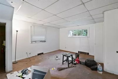 525 Larimer Ave, Turtle Creek, PA 15145 - Photo 10