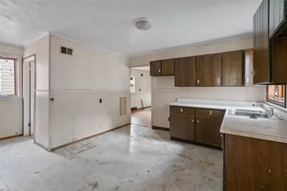 525 Larimer Ave, Turtle Creek, PA 15145 - Photo 18