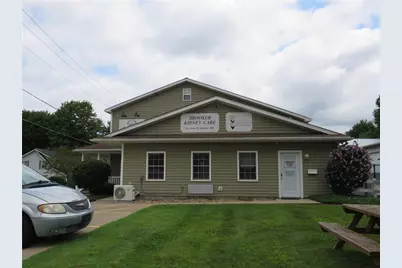 216 Oak St, Grove City Boro, PA 16127 - Photo 1