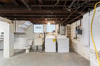 2006 Locust St, Pittsburgh, PA 15218 - Photo 22