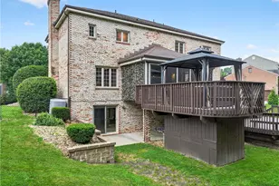 243 King Richard Dr, Peters Township, PA 15317 - Photo 4