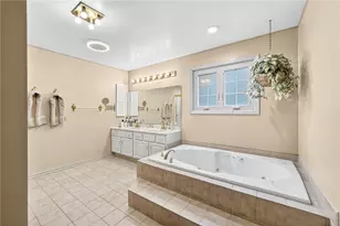 243 King Richard Dr, Peters Township, PA 15317 - Photo 26