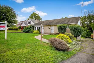 29 Barton Dr, Pittsburgh, PA 15221 - Photo 2