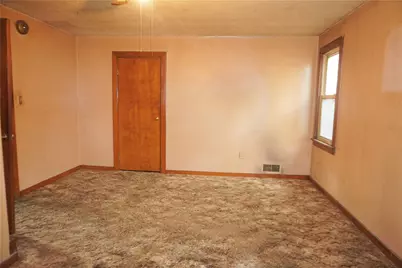 920 Collinsburg Road, Rostraver, PA 15089 - Photo 16