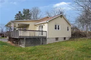 920 Collinsburg Rd, Rostraver, PA 15089 - Photo 2
