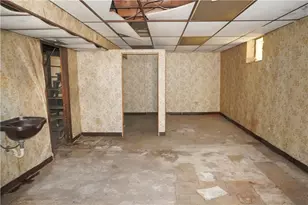 920 Collinsburg Rd, Rostraver, PA 15089 - Photo 18