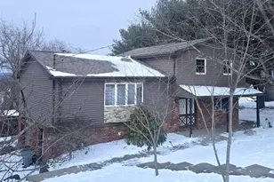 1980 Clawson Ave, Hempfield Township, PA 15601 - Photo 2