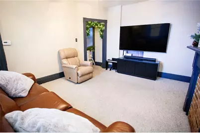 1612 Harrison Ave, Jeannette, PA 15644 - Photo 4