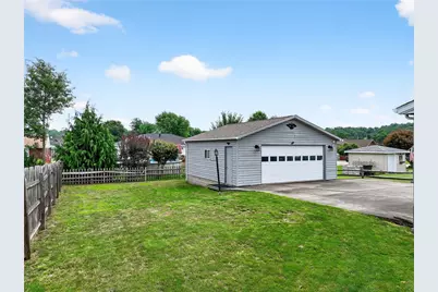 423 Victoria Street, Washington Township, PA 15012 - Photo 38