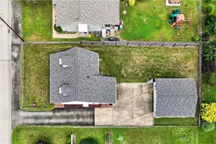 423 Victoria St, Washington Township, PA 15012 - Photo 36