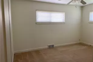 3095 Kipp Ave, Lower Burrell, PA 15068 - Photo 6