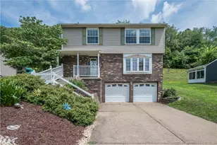 981 Somerton Dr, South Park, PA 15129 - Photo 1