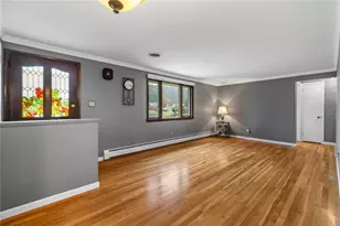 3491 Brickley Dr, Pittsburgh, PA 15227 - Photo 4