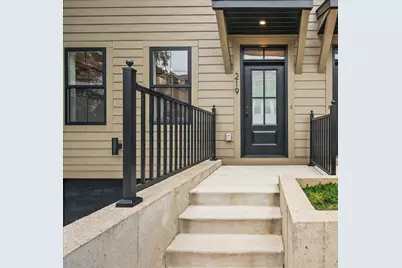 219 Seward St, Pittsburgh, PA 15211 - Photo 2