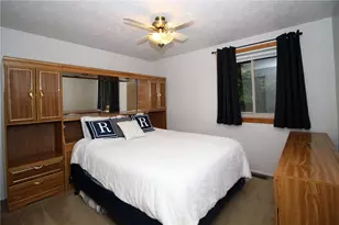 2883 Amy Dr, South Park, PA 15129 - Photo 14