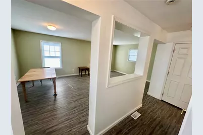 104 Fruit Ave, Farrell, PA 16121 - Photo 10