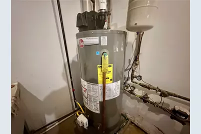 104 Fruit Ave, Farrell, PA 16121 - Photo 22