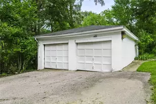 2027 William Penn Hwy, Pittsburgh, PA 15221 - Photo 28