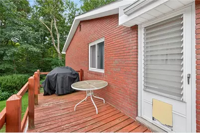 472 Amherst Avenue, Moon/Crescent Twp, PA 15108 - Photo 10