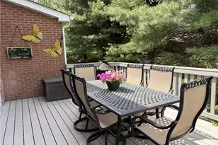 200 Bethany Dr, Hempfield Township, PA 15601 - Photo 8