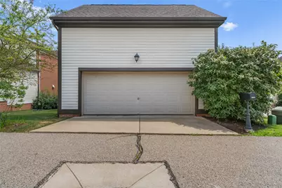 1331 Parkview Blvd, Pittsburgh, PA 15217 - Photo 24