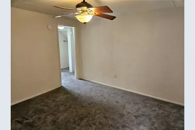 502 Center Ave #2, Pitcairn, PA 15140 - Photo 6