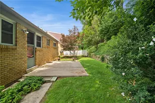 820 Maplewood Dr, Pittsburgh, PA 15234 - Photo 8