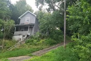 238 Shadyside Ave, New Castle, PA 16101 - Photo 1