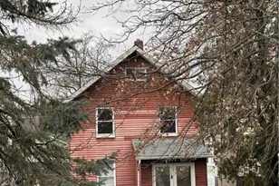 2016 Kenneth Ave, Arnold, PA 15068 - Photo 2