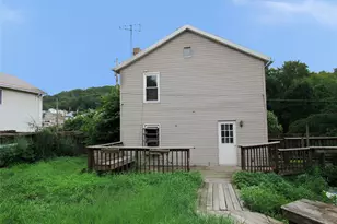 266 Prospect Ave, Cadogan Township, PA 16212 - Photo 4