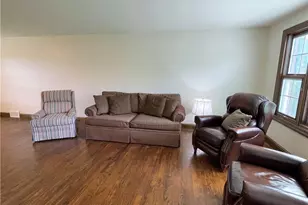 208 Mccartney Dr, Moon/Crescent Twp, PA 15108 - Photo 6