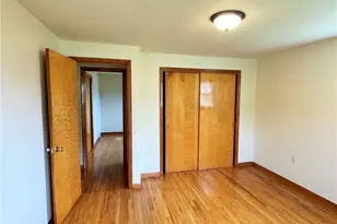 208 Mccartney Dr, Moon/Crescent Twp, PA 15108 - Photo 22