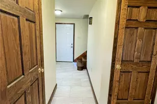 208 Mccartney Dr, Moon/Crescent Twp, PA 15108 - Photo 4