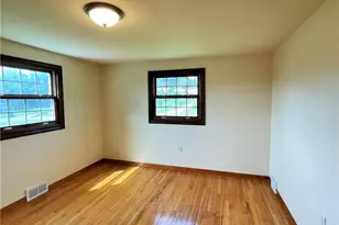 208 Mccartney Dr, Moon/Crescent Twp, PA 15108 - Photo 20