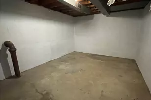 208 Mccartney Dr, Moon/Crescent Twp, PA 15108 - Photo 36