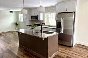 7914 Hemlock St, Ross Twp, PA 15237 - Photo 10