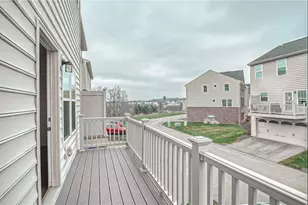 403 Pointe View Dr, Adams Township, PA 16046 - Photo 10