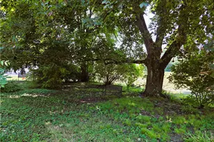 121 N Main St, Montgomery-Grant, PA 15724 - Photo 32