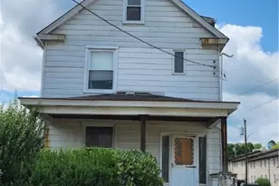 331 Walnut St, Vandergrift, PA 15690 - Photo 1