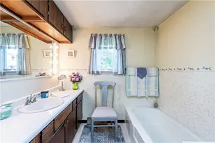 111 Razza Rd, Derry Township, PA 15671 - Photo 38