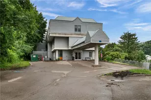 123 Hamilton Ave, Turtle Creek, PA 15145 - Photo 2