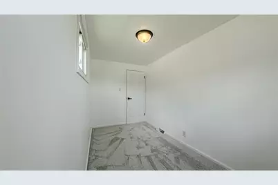 612 Elm St, Stockdale, PA 15483 - Photo 18