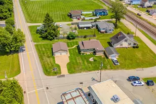 612 Elm St, Stockdale, PA 15483 - Photo 12