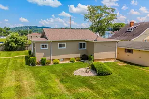 612 Elm St, Stockdale, PA 15483 - Photo 4