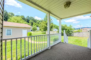 612 Elm St, Stockdale, PA 15483 - Photo 24