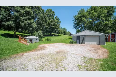 105 Snyder Ln, Buffalo Township, PA 16055 - Photo 10