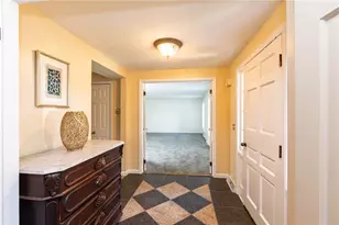 1910 Overland Ct, Pittsburgh, PA 15101 - Photo 2