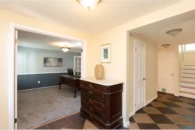 1910 Overland Ct, Pittsburgh, PA 15101 - Photo 6